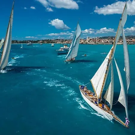 Сasa de vacaciones Maison Safranier Balnéo Vieil
