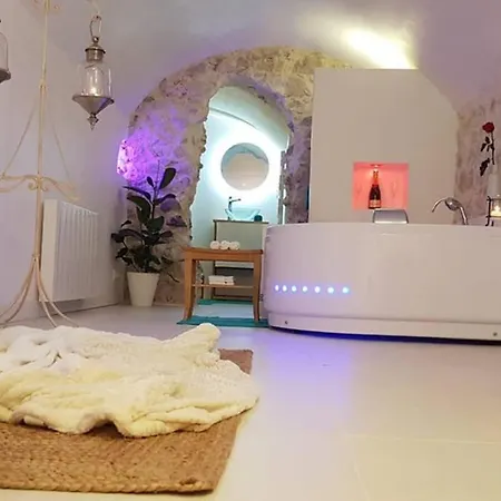 Hébergement de vacances Maison Safranier Balnéo Vieil Antibes