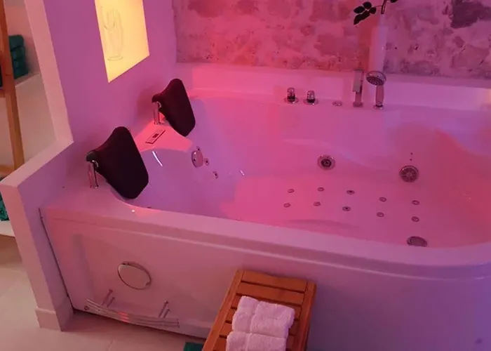 Maison Safranier Balneo Vieil Сasa de vacaciones